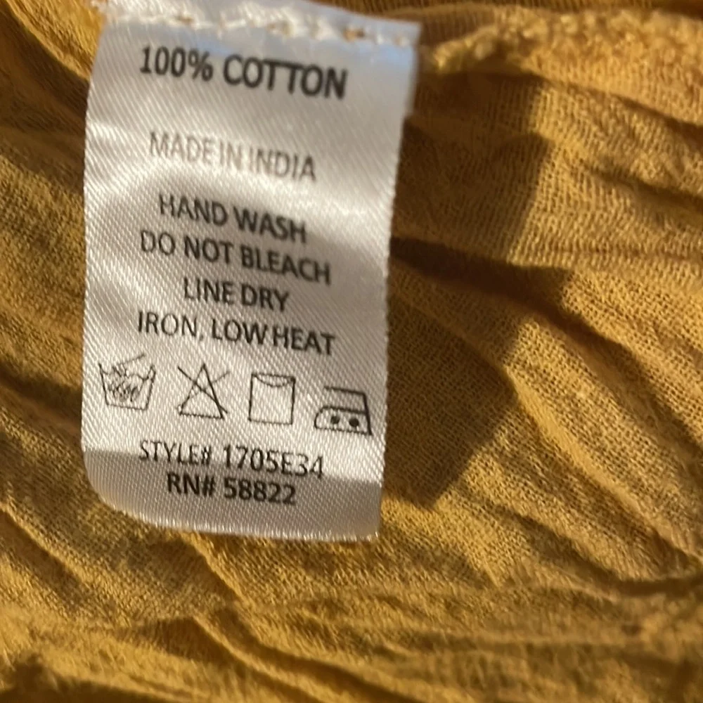 MAX STUDIO EMBROIDERY PEASANT STYLE BLOUSE. - Picture 9 of 9